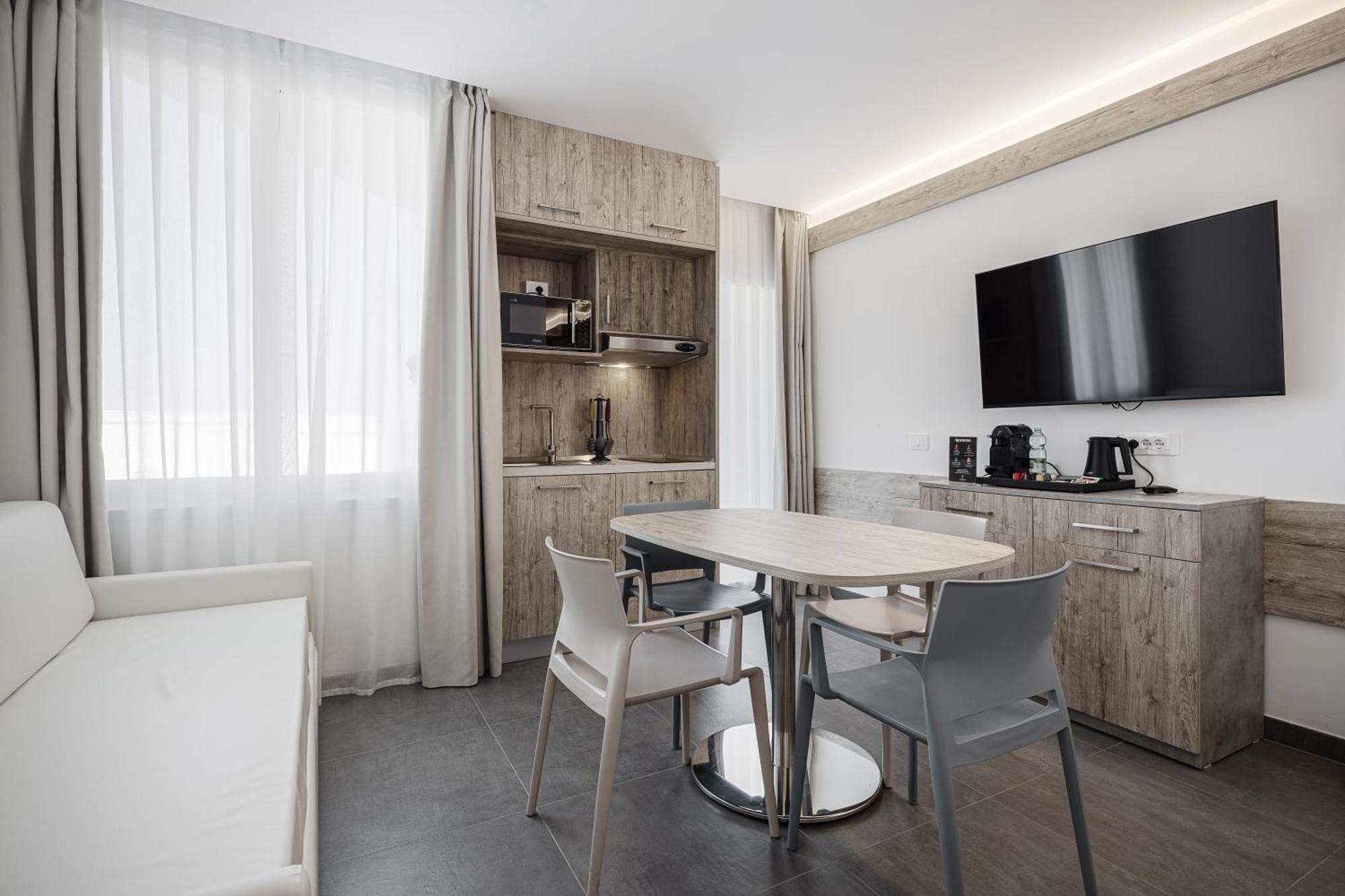 Cavalluccio Marino 4* Santa Marinella