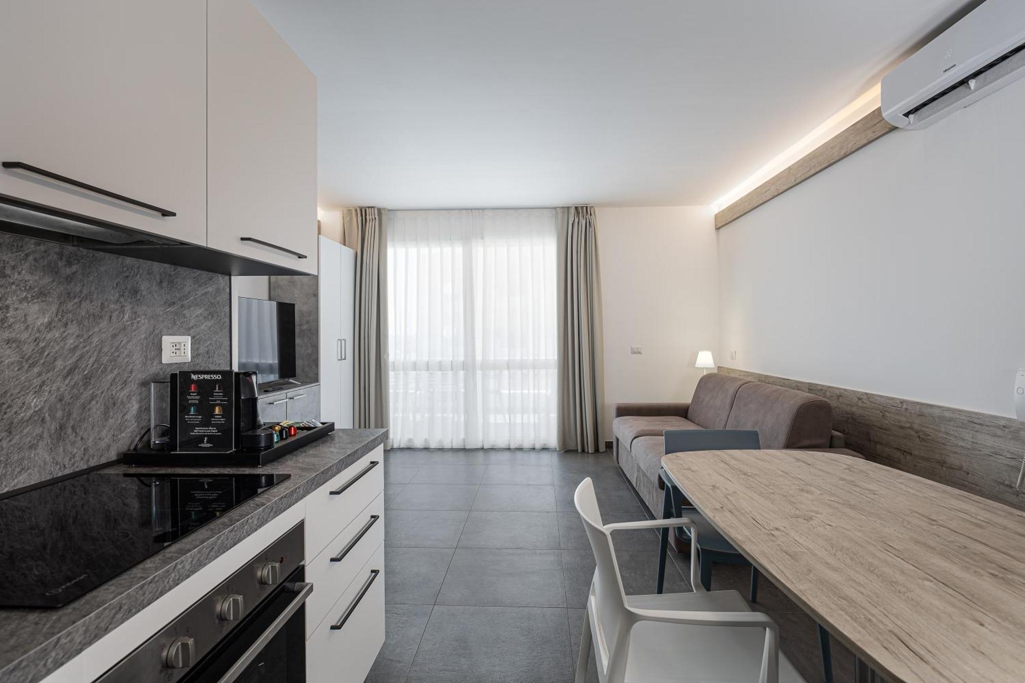 Cavalluccio Marino Aparthotel Santa Marinella